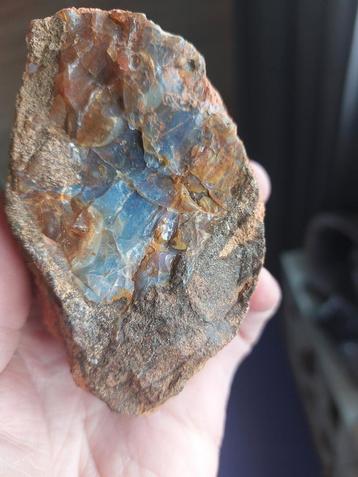 Boulder opaal 10 x 7 x 4,5 cm