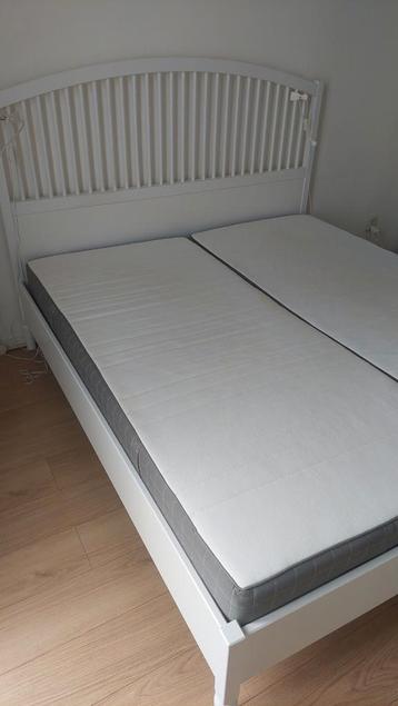 IKEA Tyssedal Bed 180x200 + Matrassen - afbeelding 2 IKEA Tyssedal Bed 180x200 + Matrassen - afbeelding 2