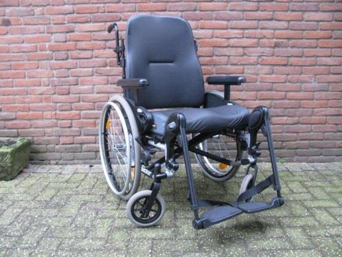 Quickie rolstoel beensteunen en dikke jay comfort kussens, Diversen, Rolstoelen, Zo goed als nieuw, Duwrolstoel, Inklapbaar, Ophalen of Verzenden