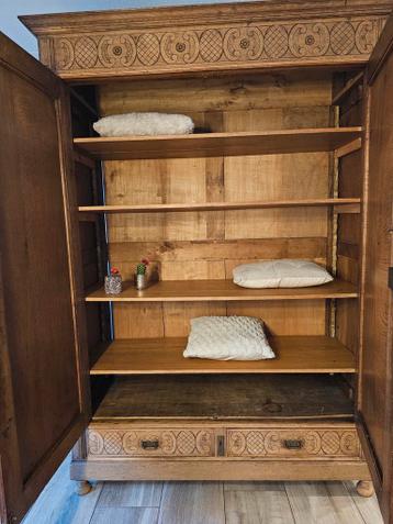 Antieke Franse kledingkast demontabel - afbeelding 3 Antieke Franse kledingkast demontabel - afbeelding 3