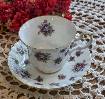 Engelse heren kop en schotel, Royal Albert, Sweet Violets 