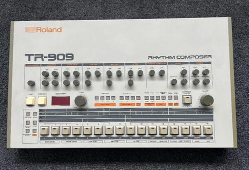 Roland TR-909 + decksaver, Muziek en Instrumenten, Drumcomputers, Gebruikt, Roland, Ophalen