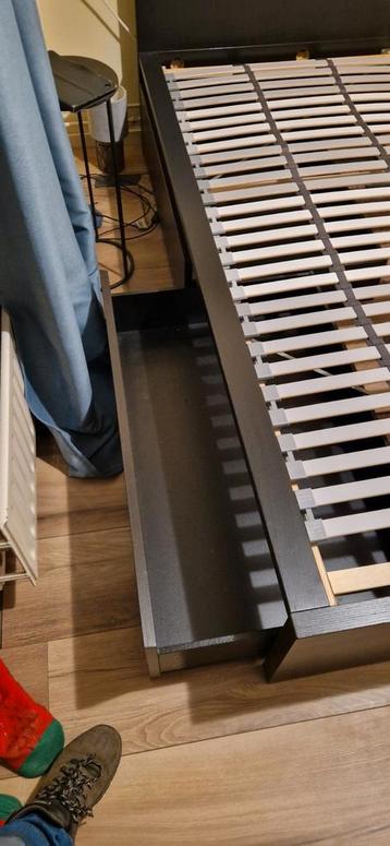 Bedframe ikea malm 180x200 zwart met lattenbodems - afbeelding 3 Bedframe ikea malm 180x200 zwart met lattenbodems - afbeelding 3