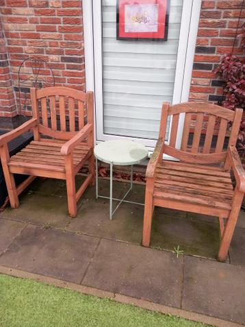 GRATIS Hardhouten Tuinstoelen - Opknapper