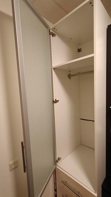 Ikea PAX witte kledingkast - afbeelding 2 Ikea PAX witte kledingkast - afbeelding 2