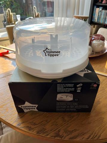 TommeeTippee microwave steam steriliser