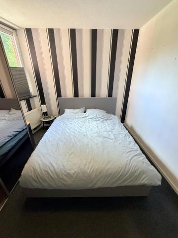 IKEA MALM bed grijs – inclusief matras (160x200) - afbeelding 4 IKEA MALM bed grijs – inclusief matras (160x200) - afbeelding 4