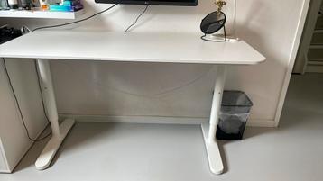 Ikea Bekant buro wit - afbeelding 1 Ikea Bekant buro wit - afbeelding 1