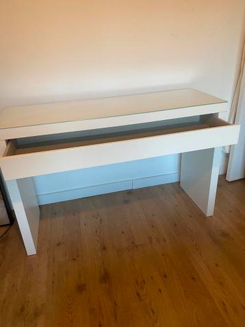 IKEA MALM toilettafel - afbeelding 3 IKEA MALM toilettafel - afbeelding 3