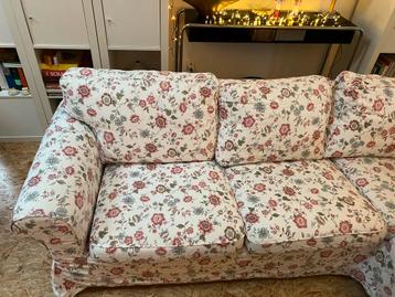 Ektorp Hoekbank met 2 sets hoezen. - afbeelding 2 Ektorp Hoekbank met 2 sets hoezen. - afbeelding 2