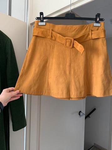 Zara Suede Look Bruin Cognac Kort Rokje met Riem L