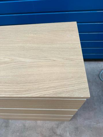 Ikea Malm ladekast met 4 lades eikenfineer - afbeelding 4 Ikea Malm ladekast met 4 lades eikenfineer - afbeelding 4