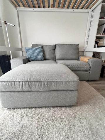 IKEA KIVIK Tibbleby grijs/beige 2-zitsbank met (opberg-)poef - afbeelding 2 IKEA KIVIK Tibbleby grijs/beige 2-zitsbank met (opberg-)poef - afbeelding 2