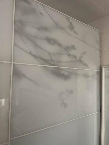Ikea Pax Schuifdeuren Melkglas (2x 1.26m) - afbeelding 7 Ikea Pax Schuifdeuren Melkglas (2x 1.26m) - afbeelding 7