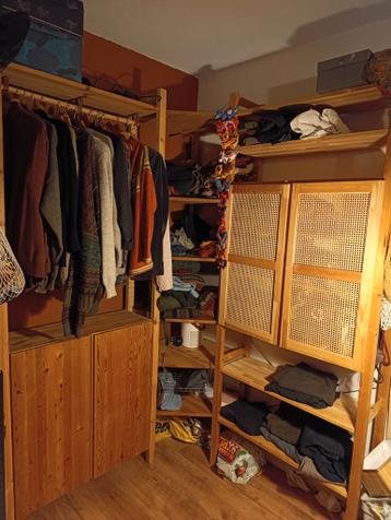 Ivar Hoekkast Grenen Rotan deurtjes Kledingkast kast hoek - afbeelding 6 Ivar Hoekkast Grenen Rotan deurtjes Kledingkast kast hoek - afbeelding 6