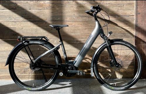 CANNONDALE MAVARO NEO 4 LSTH Medium LG 28 inch belt drive, Fietsen en Brommers, Fietsen | Dames | Damesfietsen, Nieuw, Overige merken