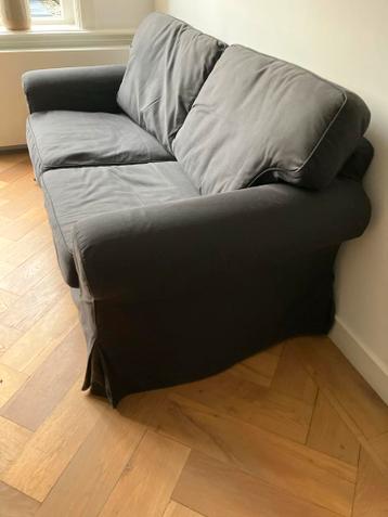 IKEA Ektorp 2-zitsbank met zwarte hoes - afbeelding 3 IKEA Ektorp 2-zitsbank met zwarte hoes - afbeelding 3