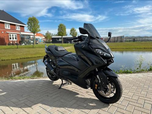 YAMAHA T-MAX TECH MAX 560 2023 TERMIGNONI BLACK ON BLACK, Motoren, Motoren | Yamaha, Bedrijf, Scooter, 12 t/m 35 kW, 2 cilinders