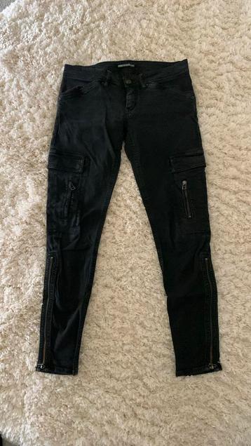 Drykorn zwarte jeans 29/32 stretch. 