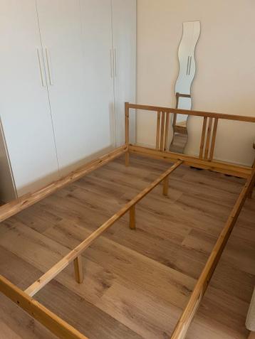 IKEA Fjellse Bedframe - inclusief lattenbodem - afbeelding 1 IKEA Fjellse Bedframe - inclusief lattenbodem - afbeelding 1
