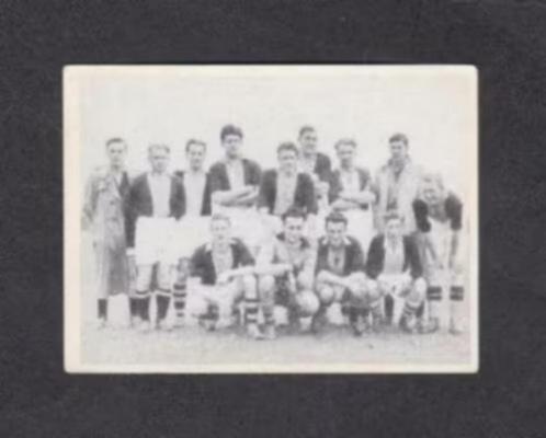 Voetbalplaatje Schoten Haarlem 1951-1952., Verzamelen, Overige Verzamelen, Zo goed als nieuw, Ophalen of Verzenden