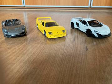 3 modelauto’s 1/38