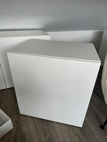Ikea Besta kast met deur - afbeelding 1 Ikea Besta kast met deur - afbeelding 1
