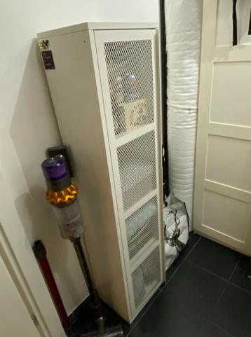 Ikea Ivar kast in metaal met gaas (metal cabinet with mesh) - afbeelding 3 Ikea Ivar kast in metaal met gaas (metal cabinet with mesh) - afbeelding 3