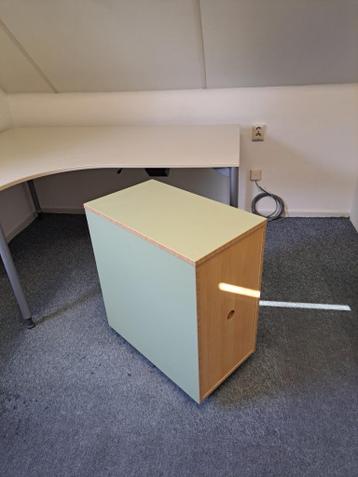 Ikea Effectiv bureau - afbeelding 7 Ikea Effectiv bureau - afbeelding 7