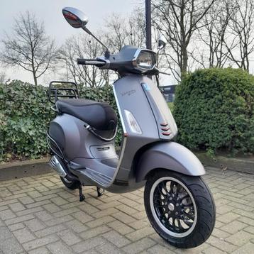 Vespa Sprint mat grijs 2015 scooter + garantie + onderhoud