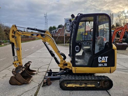 3X nette Caterpillar minigraver met weinig uren!, Zakelijke goederen, Machines en Bouw | Kranen en Graafmachines, Graafmachine