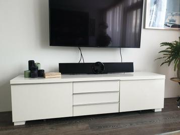 TV meubel Ikea Besta burs 