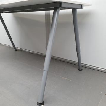 Ikea Galant bureau tafel wit - 160x80 cm (twee beschikbaar) - afbeelding 2 Ikea Galant bureau tafel wit - 160x80 cm (twee beschikbaar) - afbeelding 2