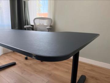 Ikea hoekbureau Bekant donkerblauw zwart - afbeelding 4 Ikea hoekbureau Bekant donkerblauw zwart - afbeelding 4
