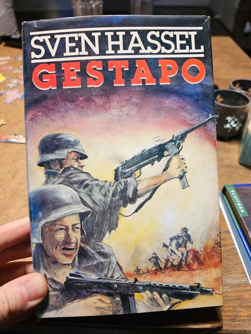 Sven Hassel - Gestapo, Boeken, Oorlog en Militair, Zo goed als nieuw, Ophalen of Verzenden