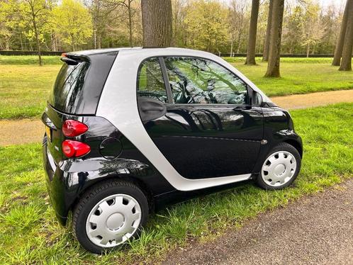 Smart Fortwo 1.0 52KW Coupe MHD AUT 2011 Grijs/zwart, Auto's, Smart, Particulier, ForTwo, ABS, Airconditioning, Android Auto, Apple Carplay