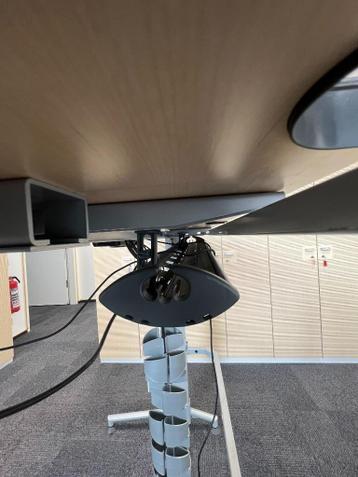 Elektrisch zit-sta bureau 160x80x72-138 cm, 90 stuks - afbeelding 13 Elektrisch zit-sta bureau 160x80x72-138 cm, 90 stuks - afbeelding 13