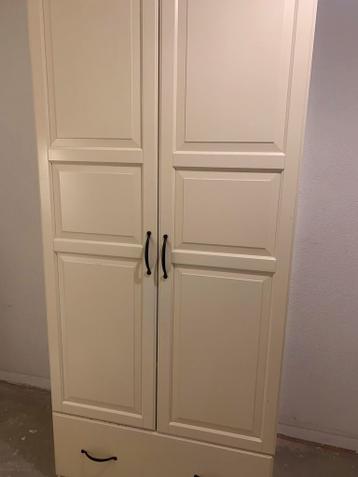 Grote kledingkast (ikea pax kast) - afbeelding 2 Grote kledingkast (ikea pax kast) - afbeelding 2