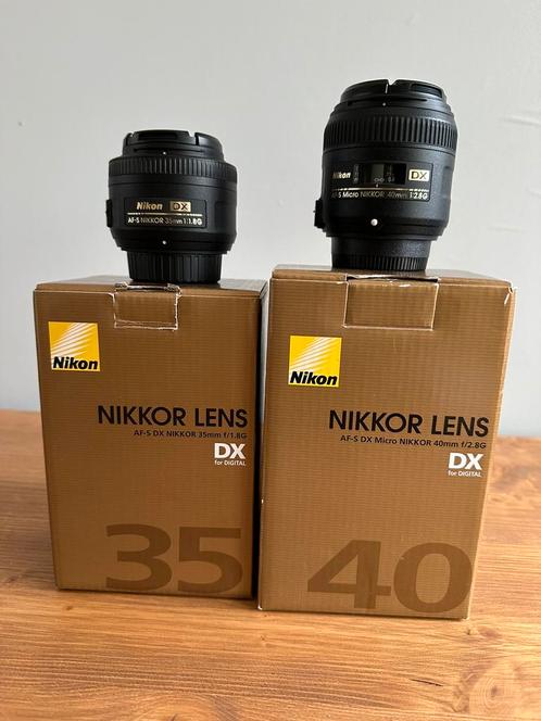 2 lichtsterk Nikon Nikkor DX lenzen - 35 f/1.8G / 40 f/2.8, Audio, Tv en Foto, Fotografie | Lenzen en Objectieven, Gebruikt, Ophalen of Verzenden