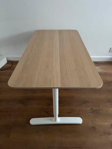 Bureau Ikea Bekant 160 x 80 eikenpatroon - als nieuw - afbeelding 2 Bureau Ikea Bekant 160 x 80 eikenpatroon - als nieuw - afbeelding 2