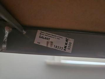 IKEA bureau galant 1.20m-0.80m - afbeelding 6 IKEA bureau galant 1.20m-0.80m - afbeelding 6