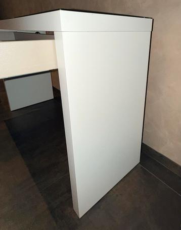 Toilet tafel malm van ikea met glasplaat - afbeelding 3 Toilet tafel malm van ikea met glasplaat - afbeelding 3