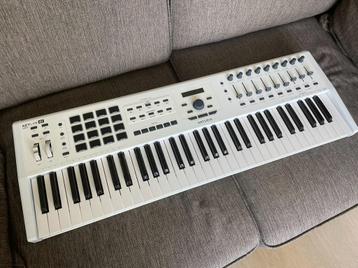 Arturia Keylab 61 MK2 White 61 keys MIDI Controller keyboard