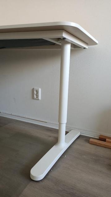 Ikea Bekant hoekbureau links 140 x 60 cm - afbeelding 2 Ikea Bekant hoekbureau links 140 x 60 cm - afbeelding 2