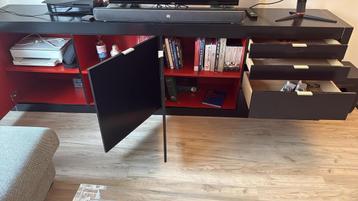 Mooi zwart TV meubel - 268 cm lang