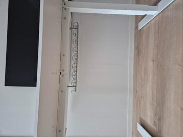Ikea zit/sta bureau, Trotten onderstel, Bekant blad 120x80cm - afbeelding 4 Ikea zit/sta bureau, Trotten onderstel, Bekant blad 120x80cm - afbeelding 4