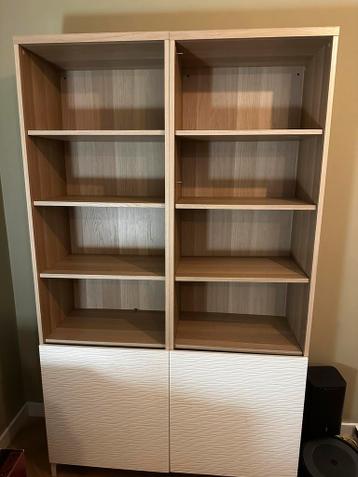 IKEA Besta Wandkast eiken met lappviken deuren - afbeelding 1 IKEA Besta Wandkast eiken met lappviken deuren - afbeelding 1