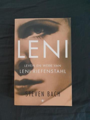 Leni, Leven en werk van Leni Riefenstahl - Steven Bach