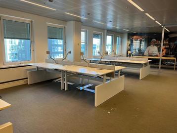 Ahrend-duo bureau slinger/monitor arm/stopcontact, 56 st - afbeelding 3 Ahrend-duo bureau slinger/monitor arm/stopcontact, 56 st - afbeelding 3