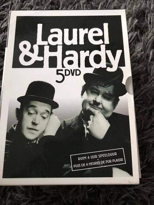 Laurel en Hardy DVD box( 5 dvd’s), Cd's en Dvd's, Dvd's | Komedie, Zo goed als nieuw, Ophalen of Verzenden